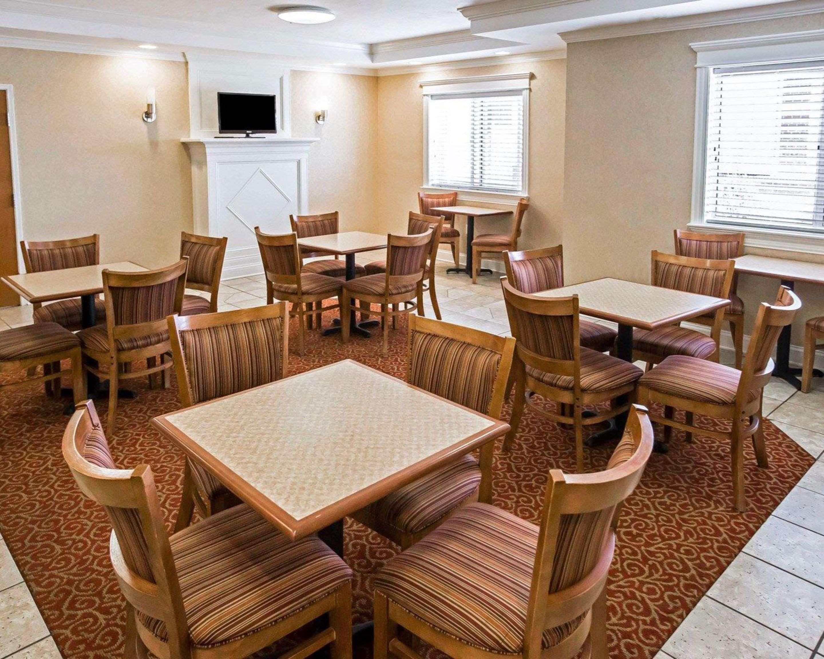 Comfort Inn Hebron Dinwiddie Exterior foto